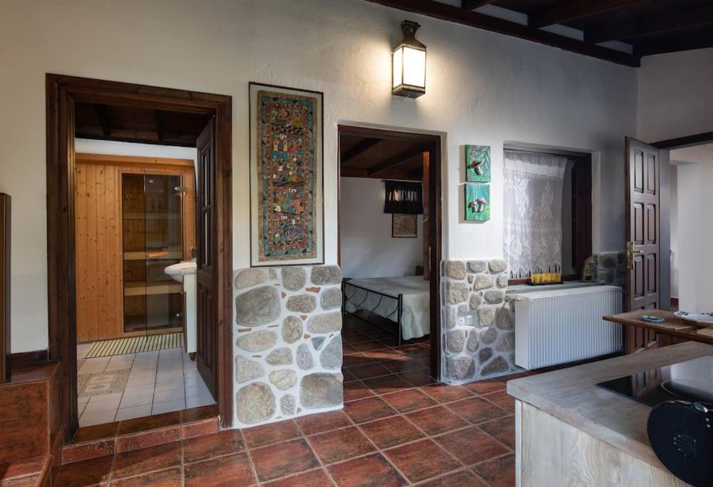 Traditionelles Appartement Athos Shadow Am Meer Paralia Sikias Exterior foto